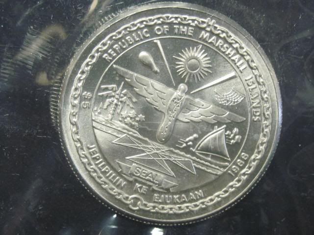 1988 Discovery Dhuttle $5 Marshall Islands Comm Coin  
