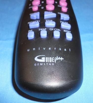 RCA CRK76TA1 Original TV / Universal Multi Device Remote W/ Guide Plus 